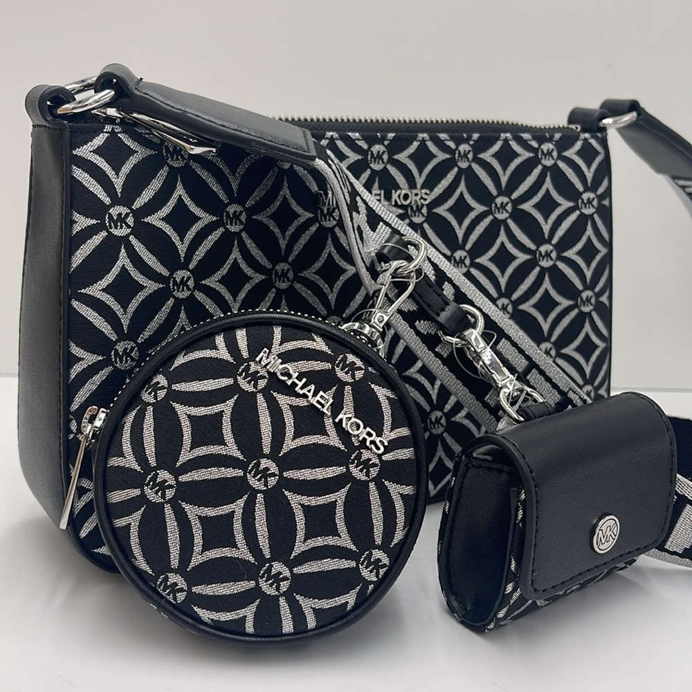MICHAEL KORS Jet Set Travel Small Logo Jacquard Crossbody With Tech Attach